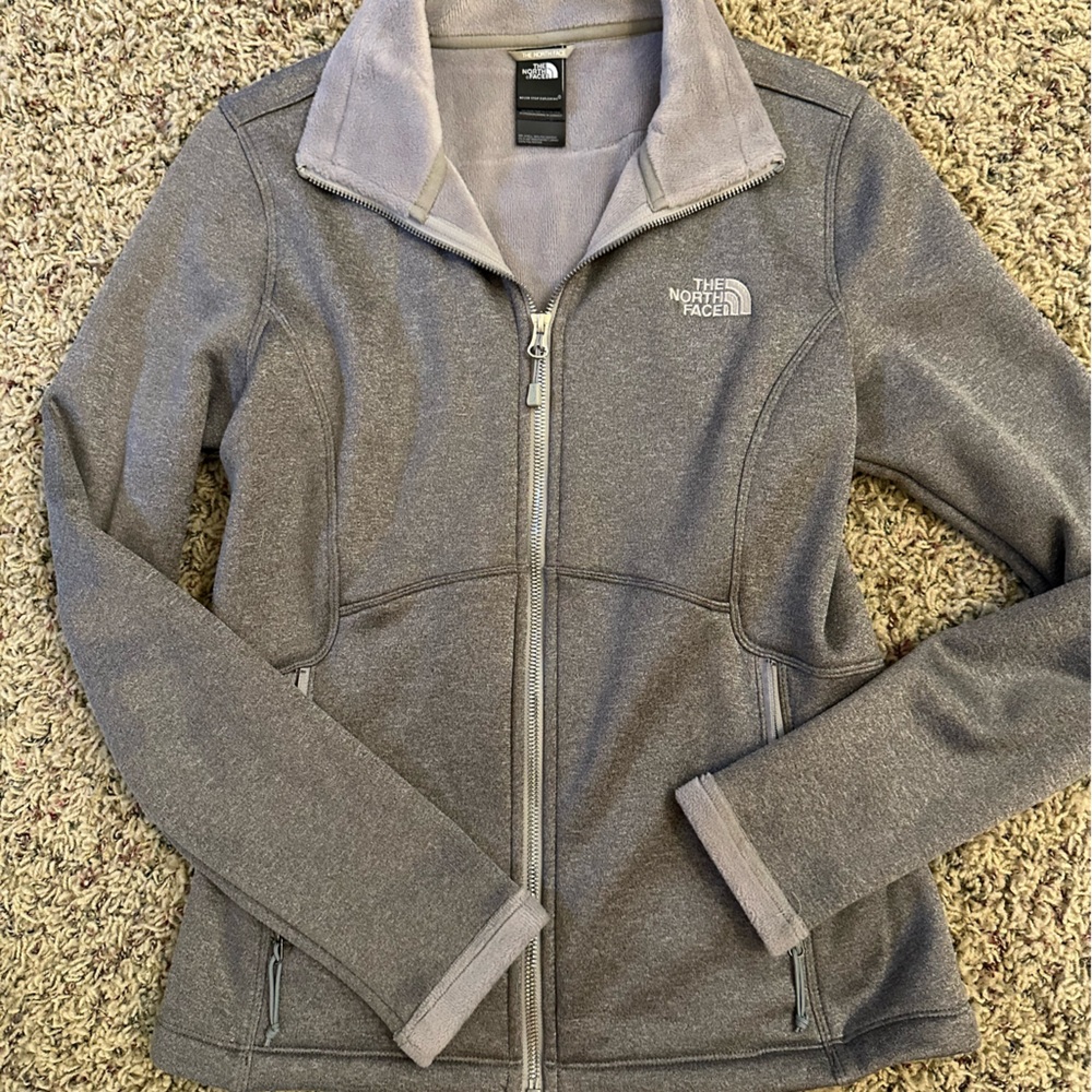 North Face Size S fitted jacket in grey